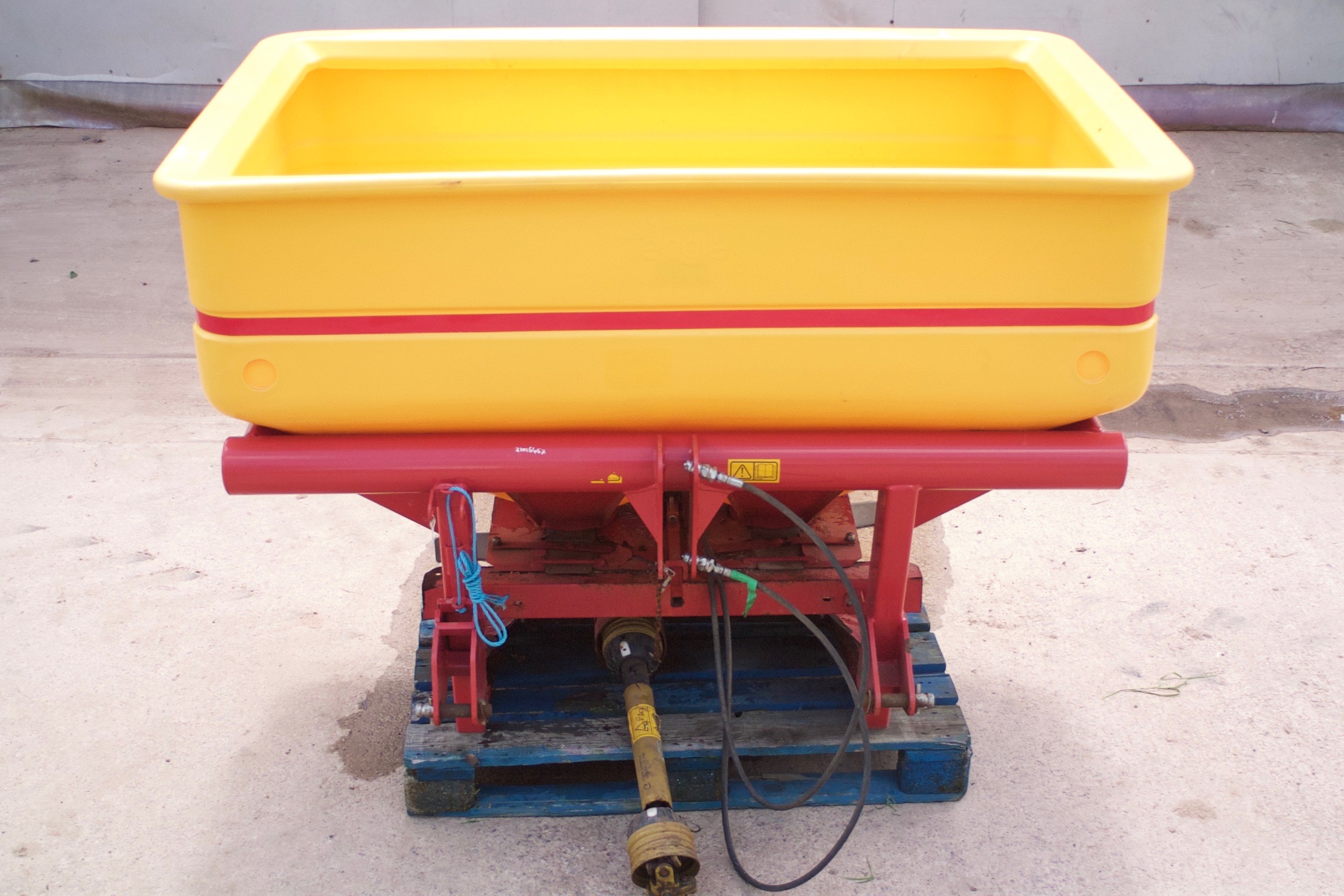 For Sale Teagle XT48 Fertiliser Spreader - Used