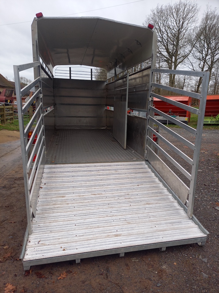 Hudson 14’x6’ Livestock Trailer